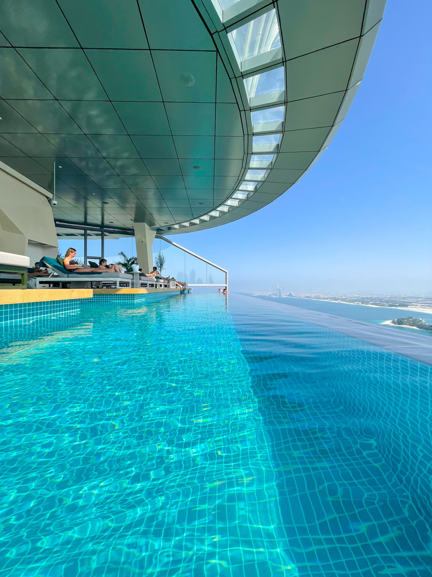 aura skypool Dubai